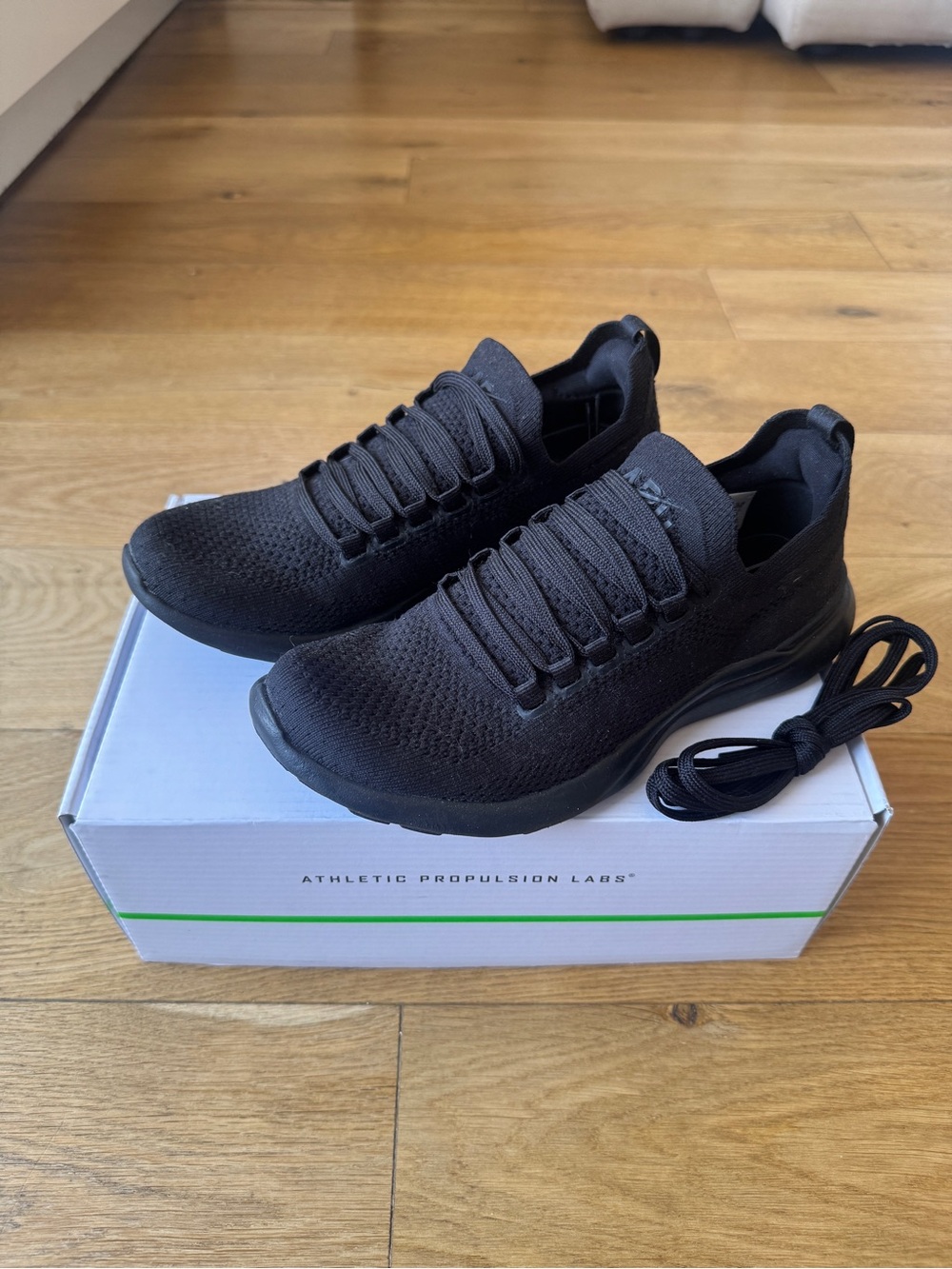 APL TechLoom Breeze Black Sneakers - Size 6